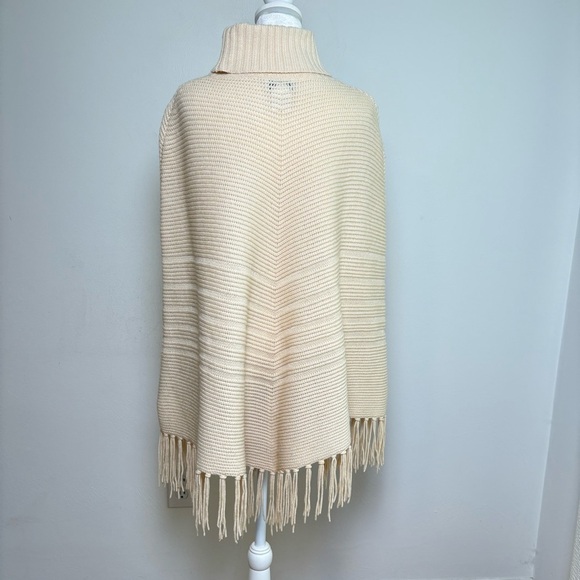 TALBOTS 100% Wool Ivory Cream Turtleneck Poncho with Fringe Made in Japan S/M - Picture 8 of 14